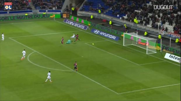 Lacazette’s brace helps Lyon to beat Bordeaux 3-0